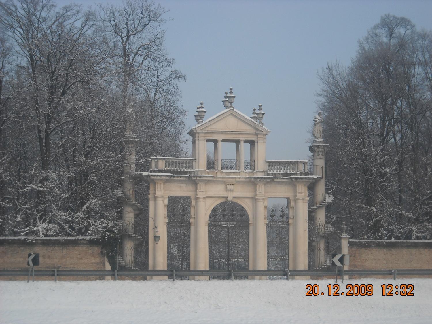 Ahr Hotel Villa Alighieri Стра Екстериор снимка
