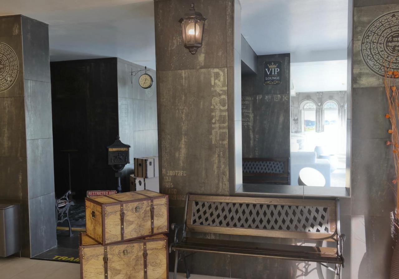 Ahr Hotel Villa Alighieri Стра Екстериор снимка